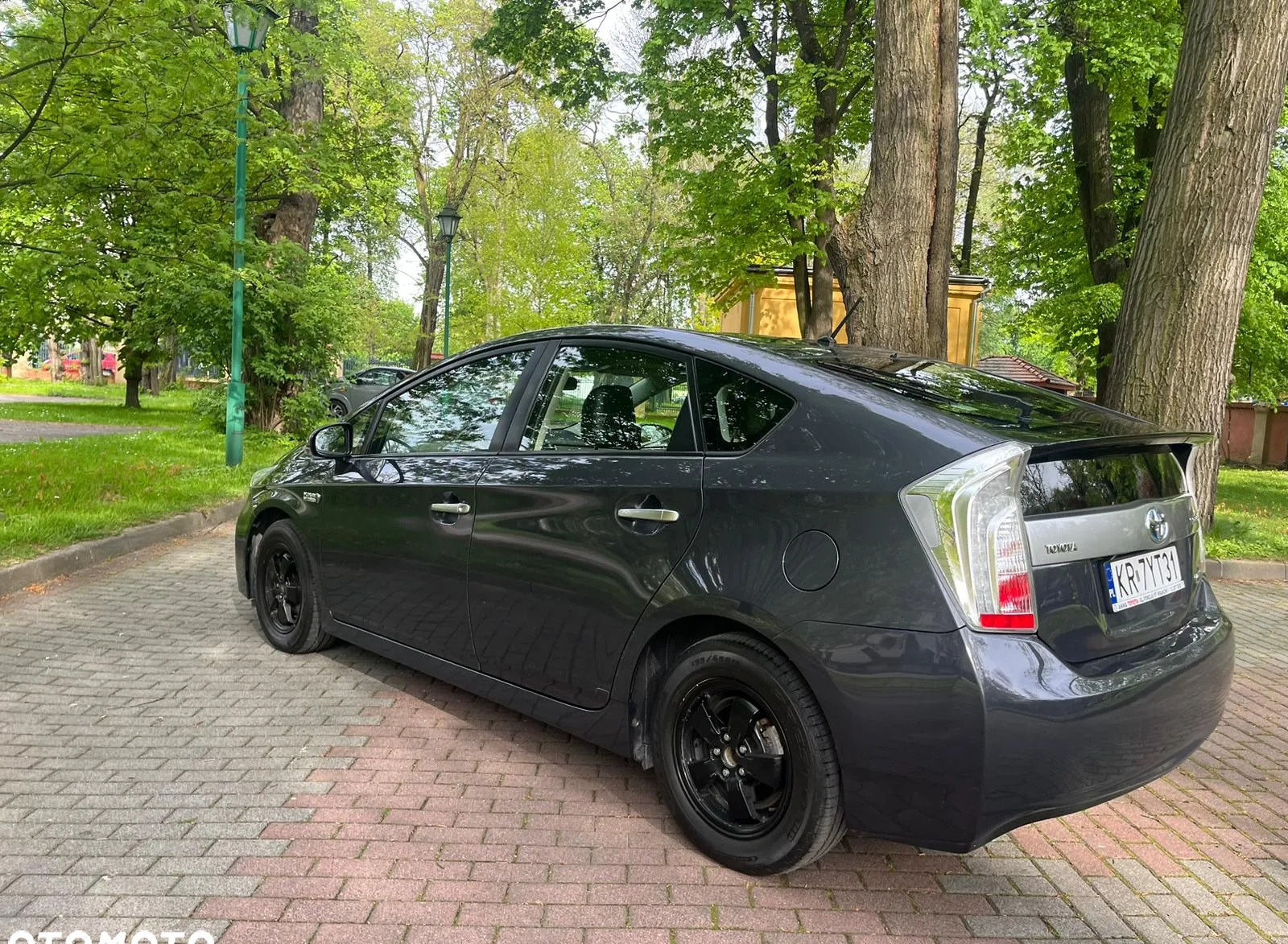 Toyota Prius cena 39900 przebieg: 267400, rok produkcji 2012 z Kraków małe 301